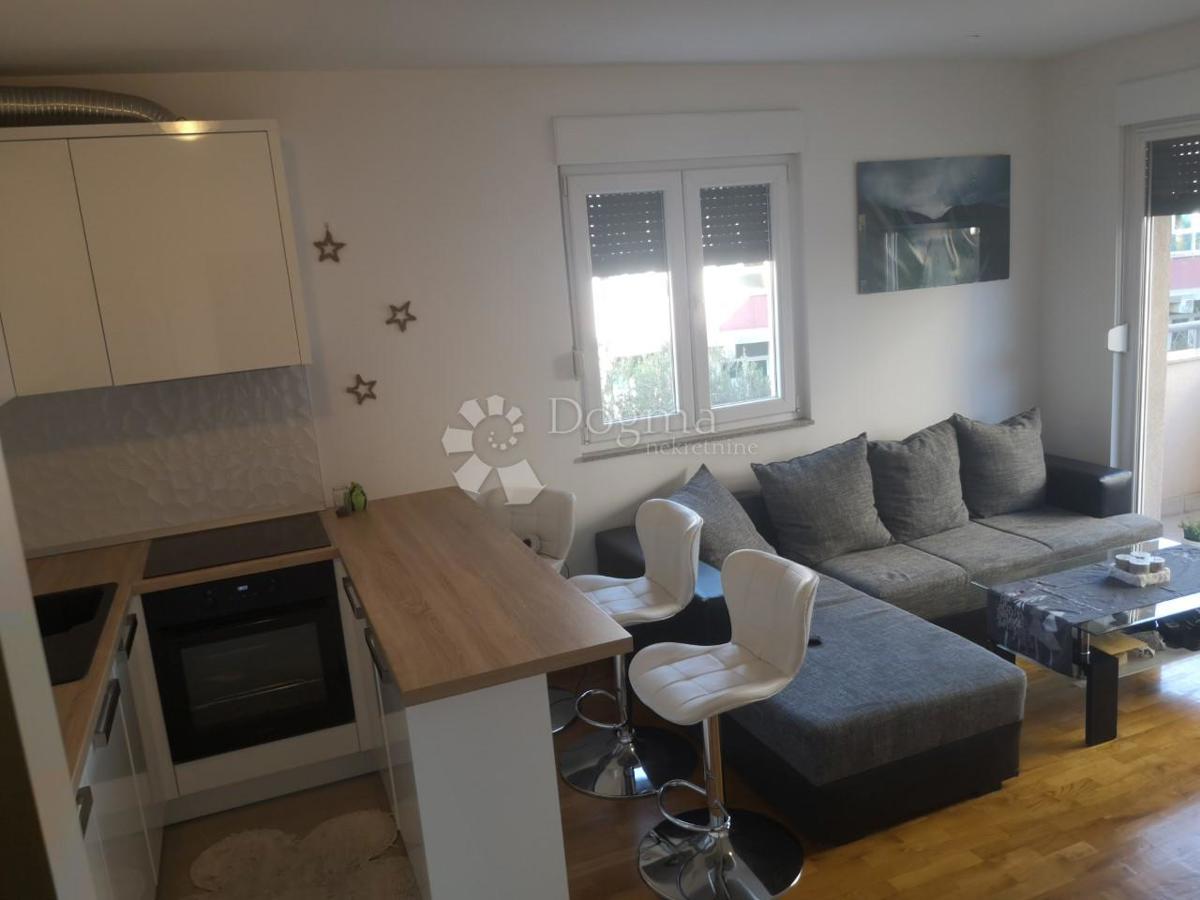 Stanovanje Kman, Split, 42,98m2