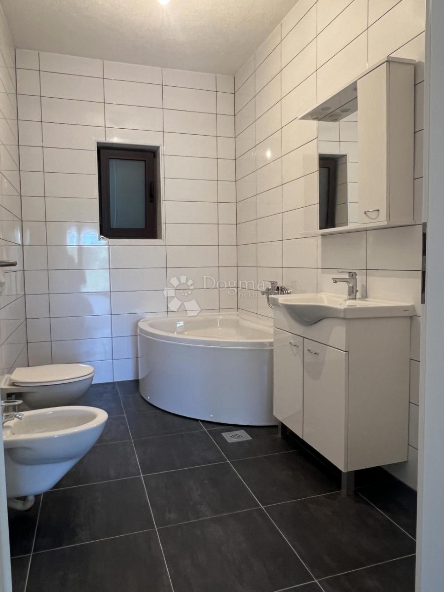 Stanovanje Drenova, Rijeka, 100m2