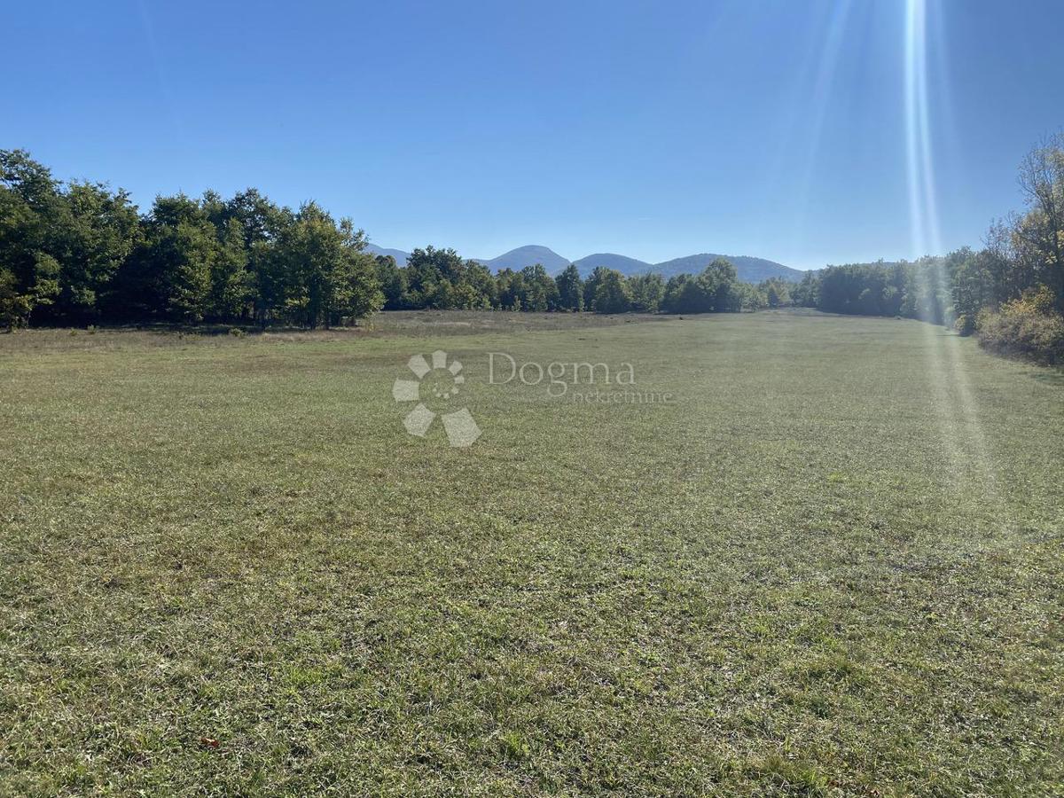 Zazidljivo zemljišče Lovinac, 42.343m2