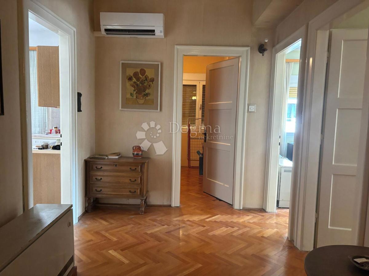 Stanovanje Manuš, Split, 121,87m2