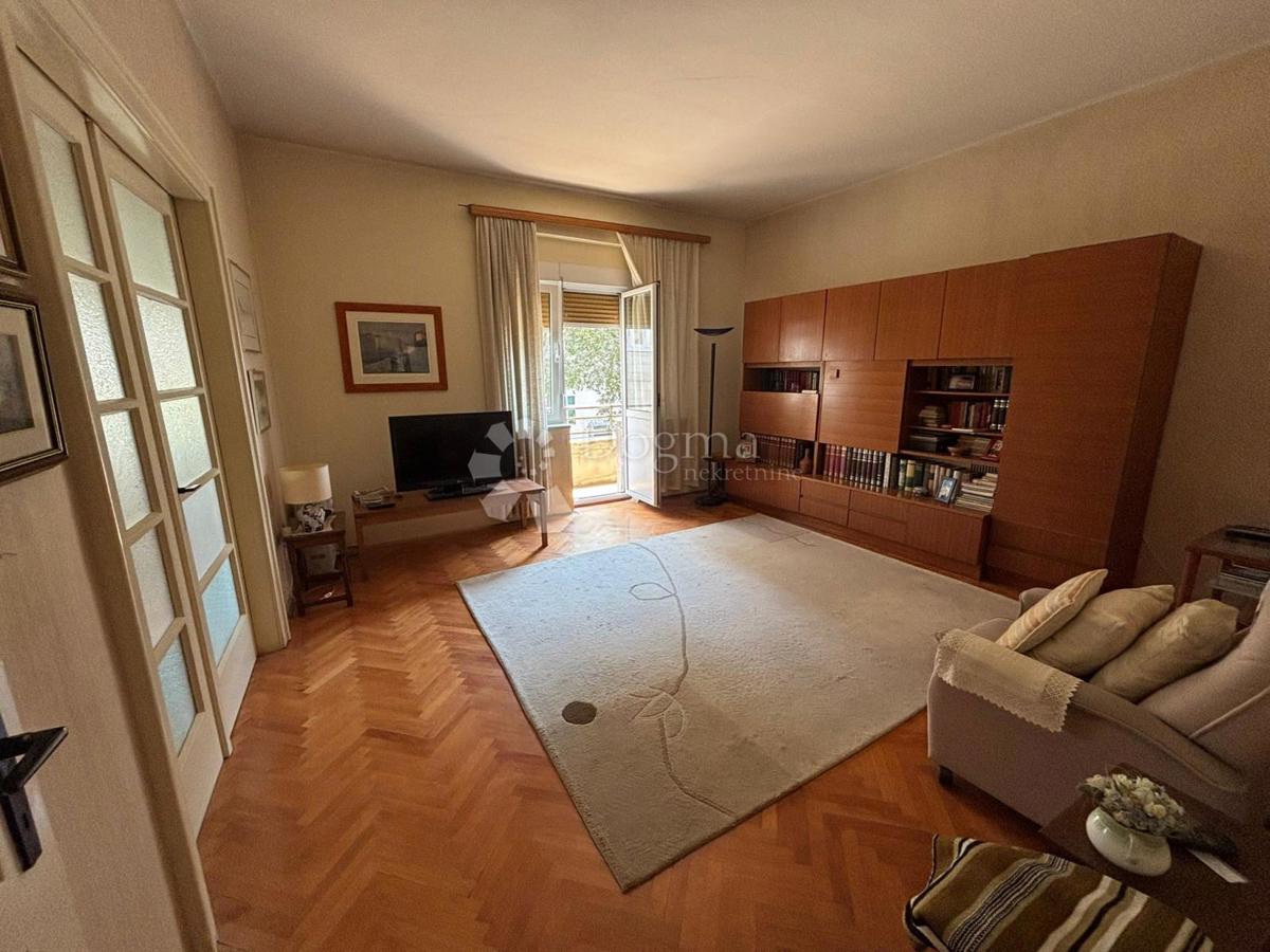 Stanovanje Manuš, Split, 121,87m2