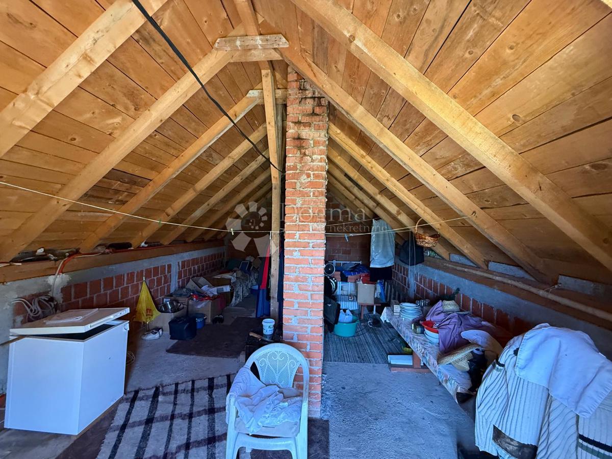 Hiša Lovinac, 84m2