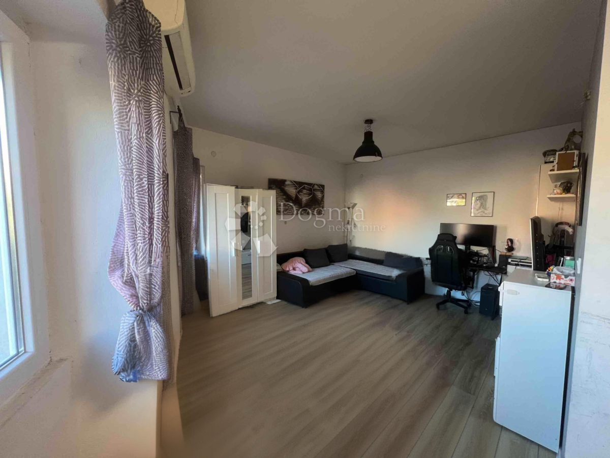 Stanovanje Rovinj, 61m2