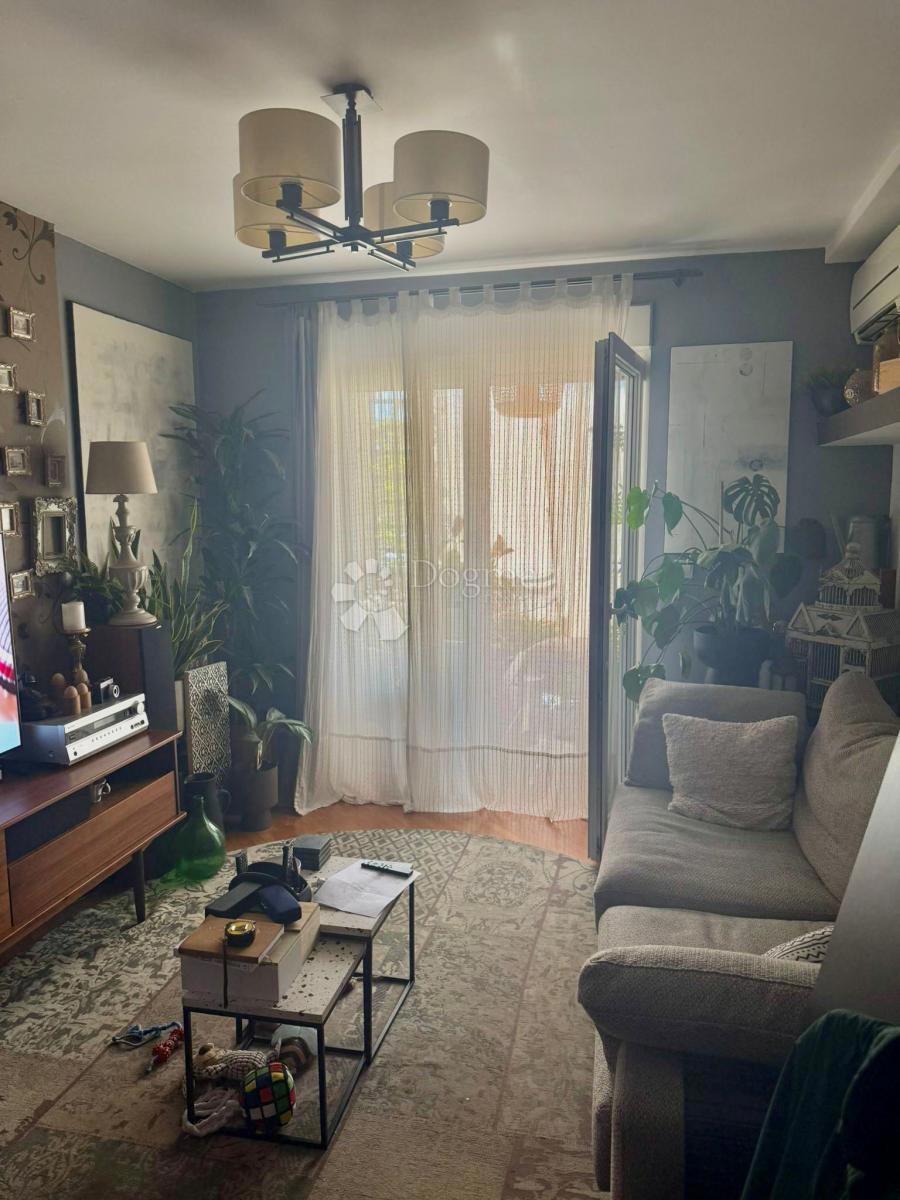 Stanovanje Centar, Pula, 41m2