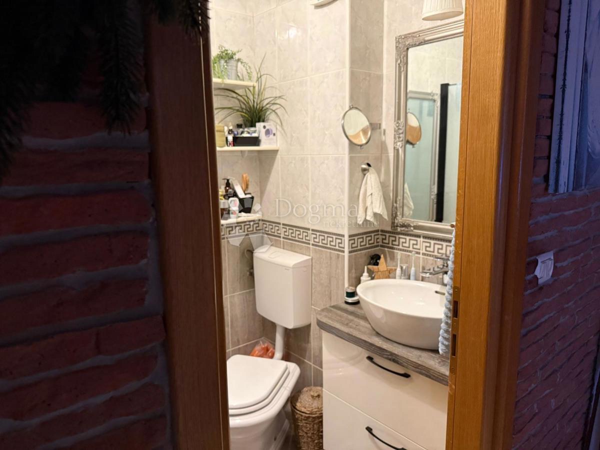 Stanovanje Centar, Pula, 41m2