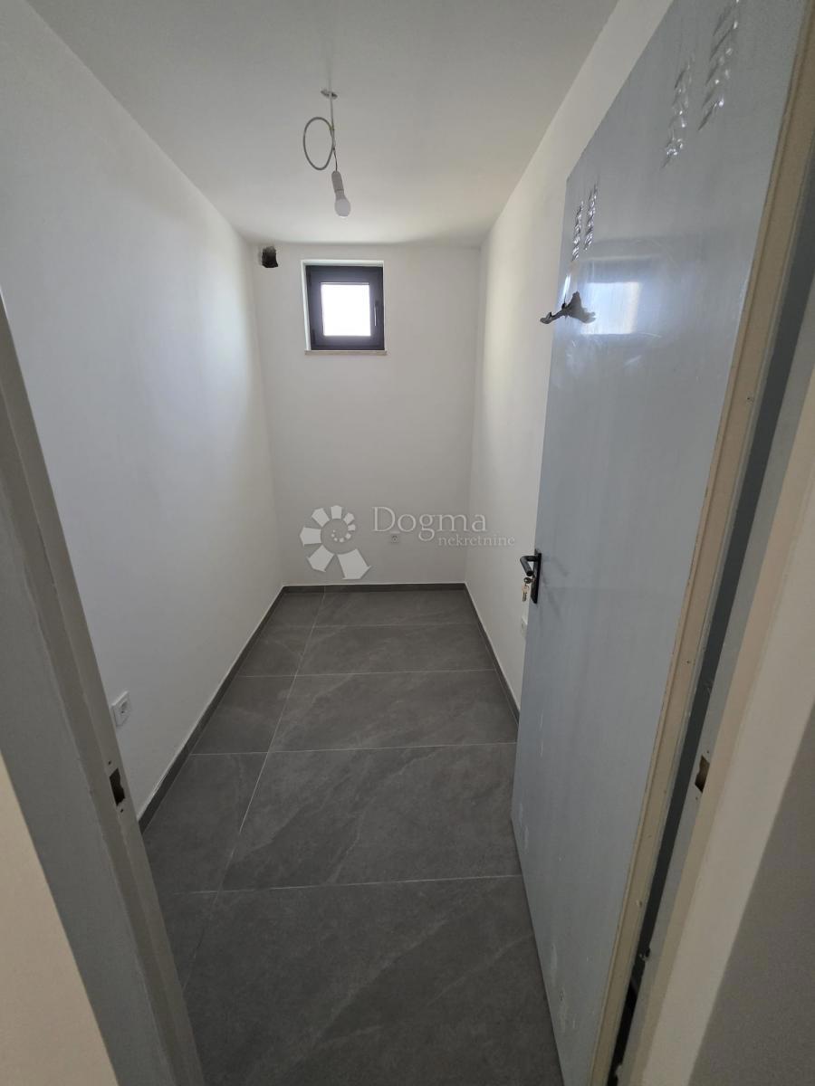 Stanovanje Rogoznica, 66,80m2