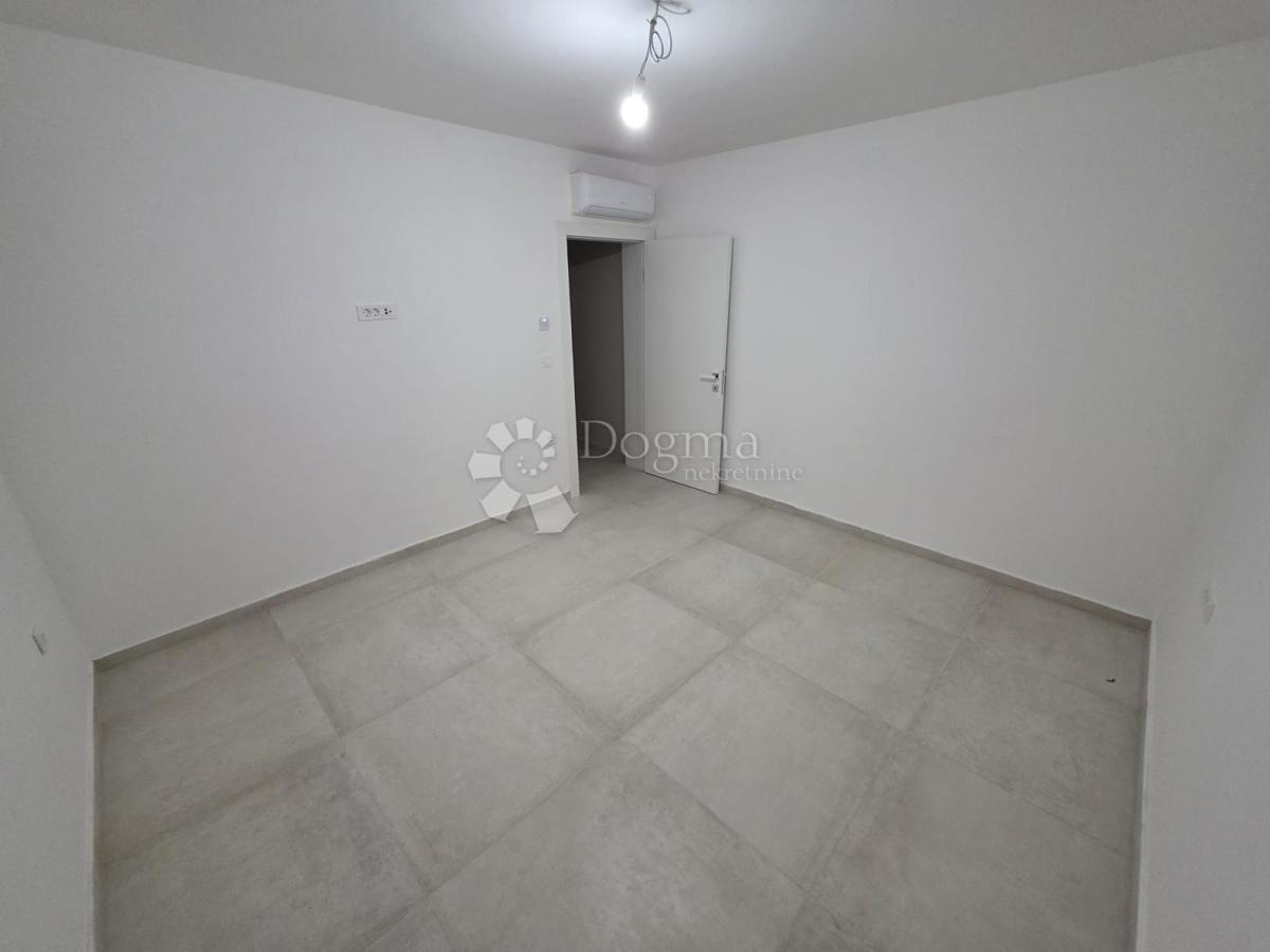 Stanovanje Rogoznica, 66,80m2