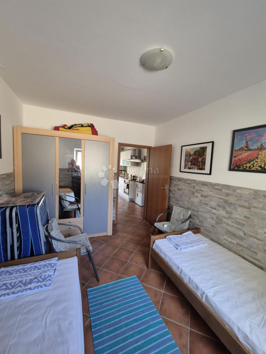 Stanovanje Okrug Gornji, Okrug, 50,55m2