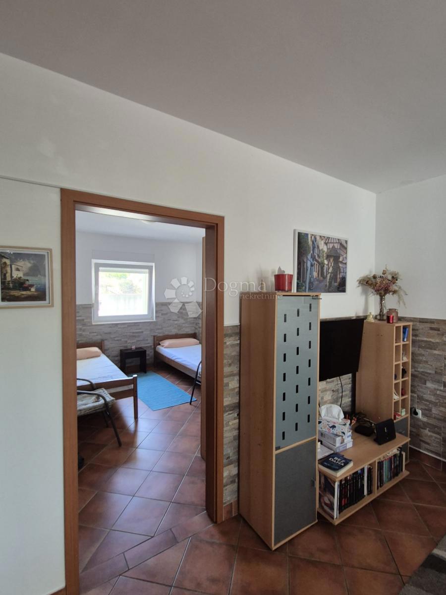Stanovanje Okrug Gornji, Okrug, 50,55m2