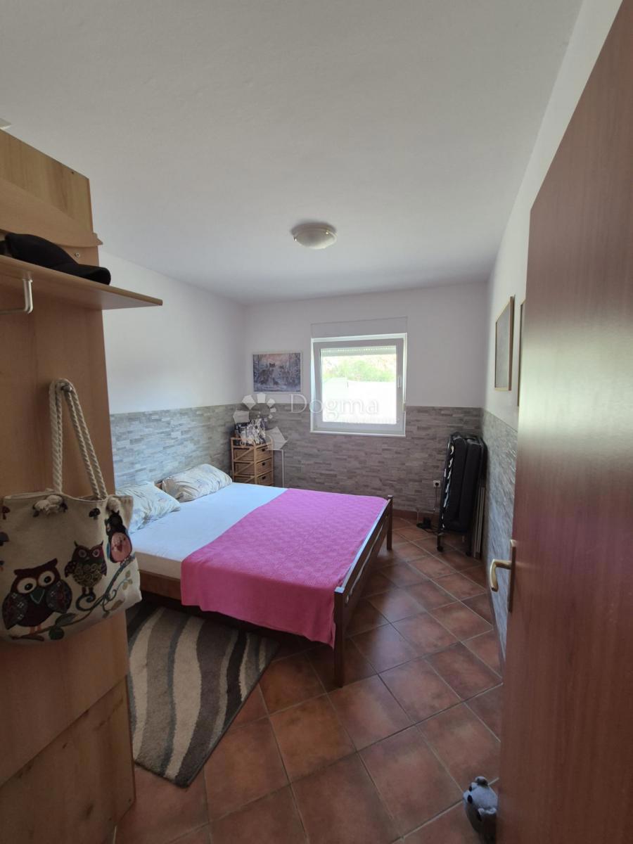 Stanovanje Okrug Gornji, Okrug, 50,55m2