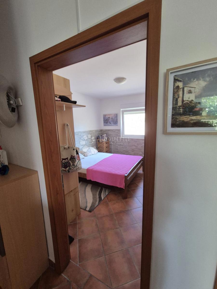 Stanovanje Okrug Gornji, Okrug, 50,55m2