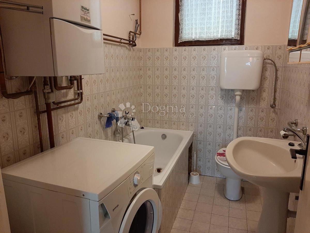 Hiša Gornje Psarjevo, Sveti Ivan Zelina, 214m2