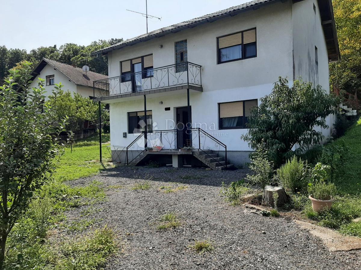 Hiša Gornje Psarjevo, Sveti Ivan Zelina, 214m2