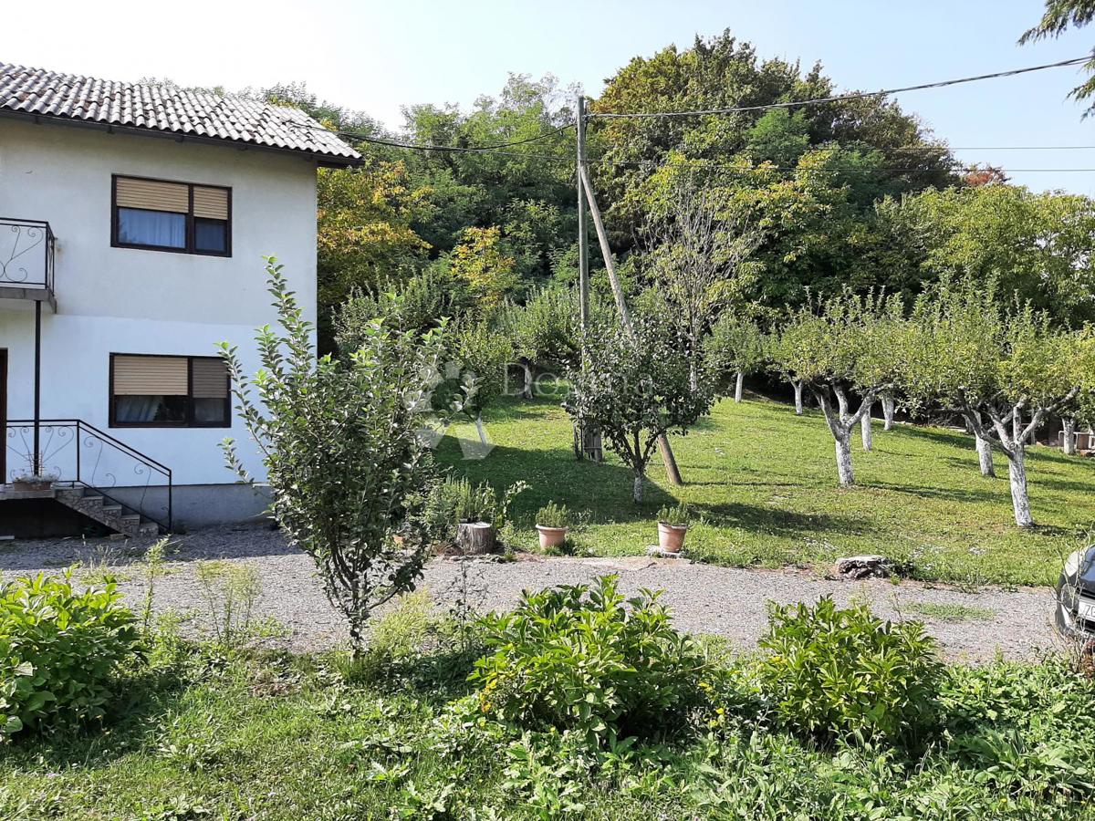 Hiša Gornje Psarjevo, Sveti Ivan Zelina, 214m2