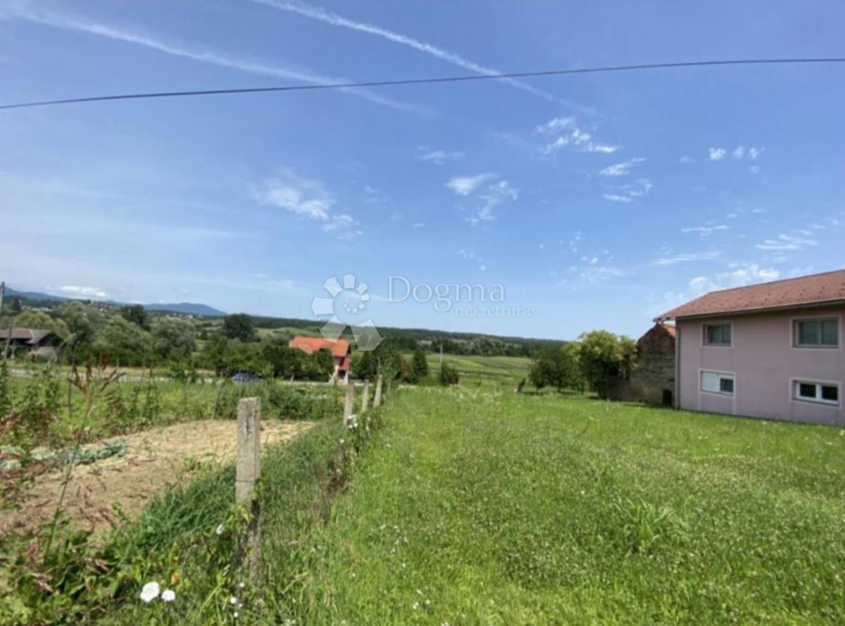 Zazidljivo zemljišče Krašić, 493m2