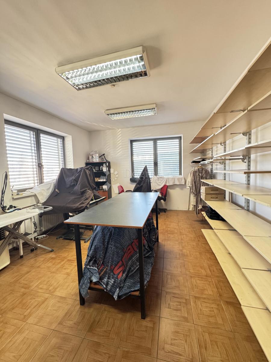 Poslovni prostor Dubec, Gornja Dubrava, 1.496,38m2