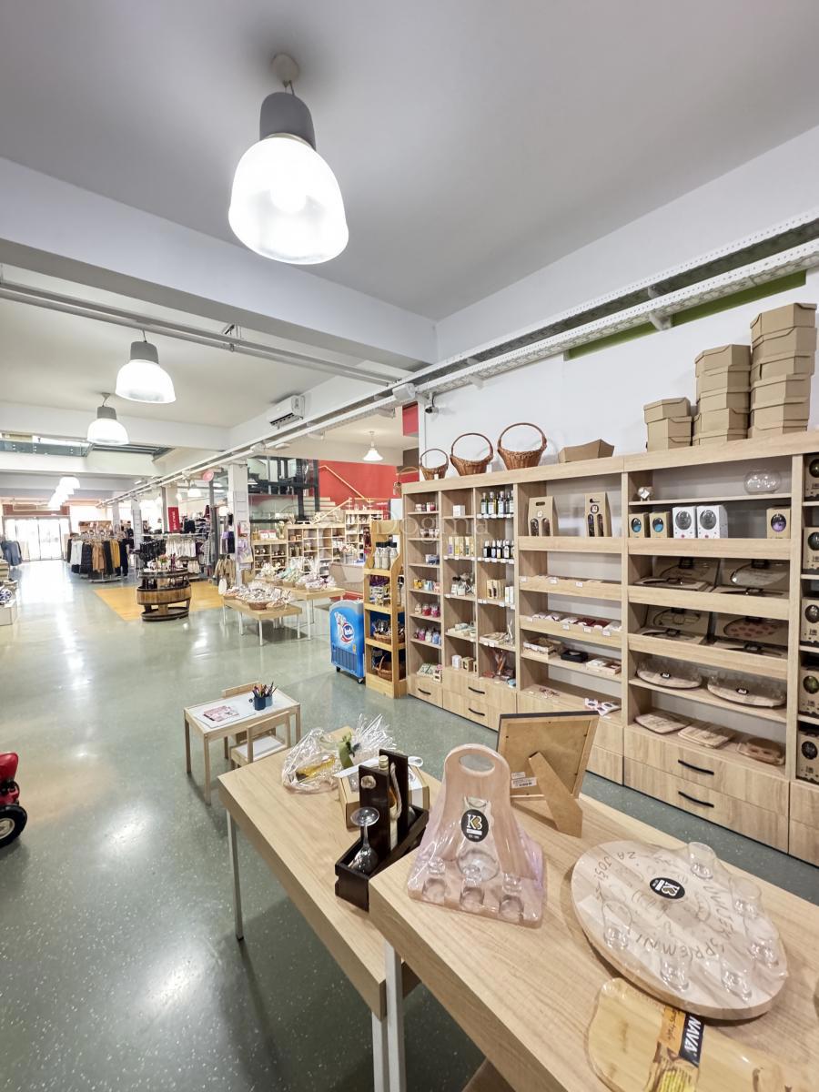 Poslovni prostor Dubec, Gornja Dubrava, 1.496,38m2