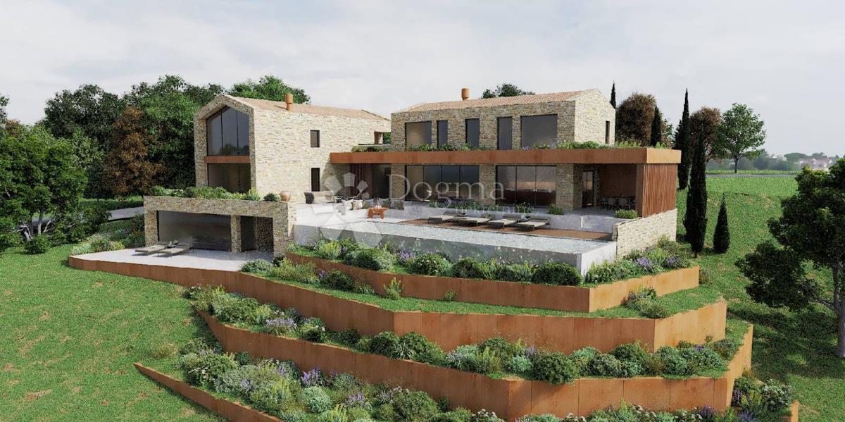 Veliko zazidljivo zemljišče s projektom