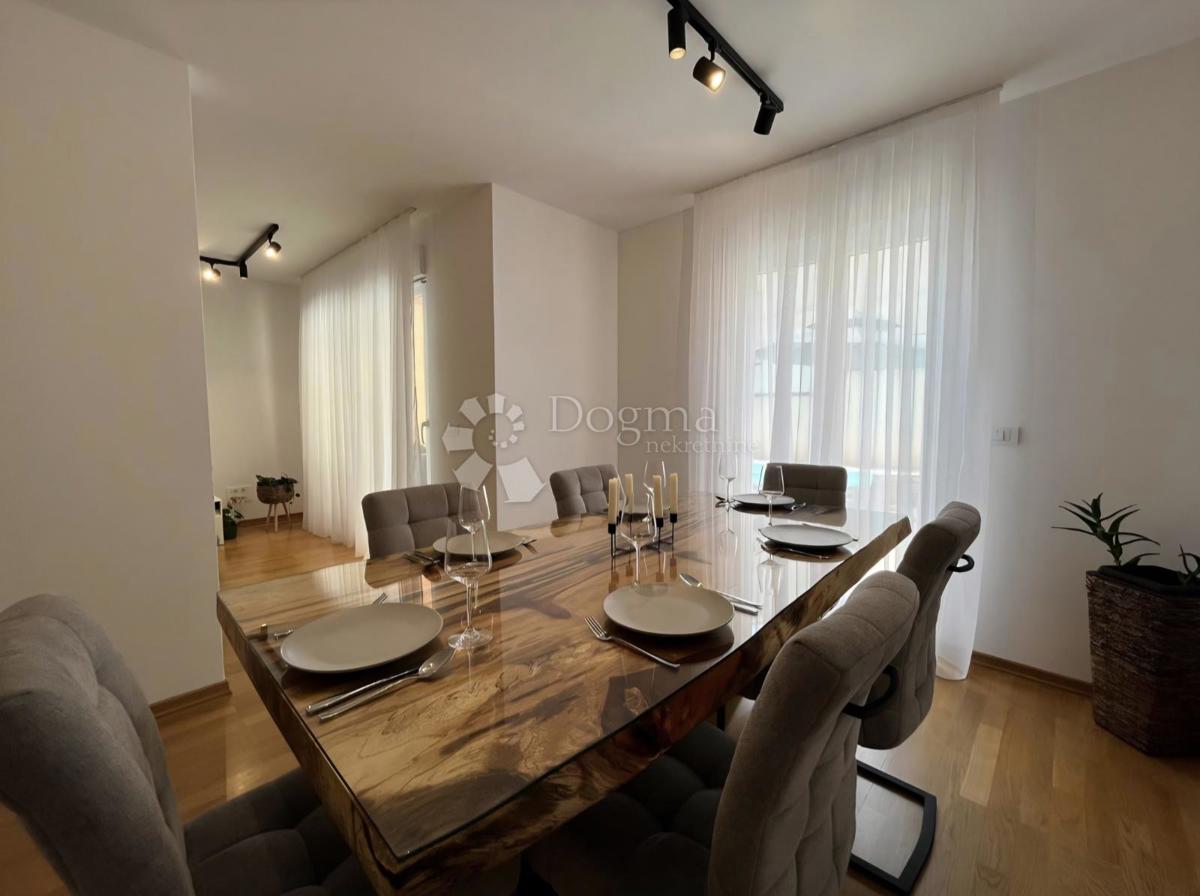 Stanovanje Makarska, 74,90m2