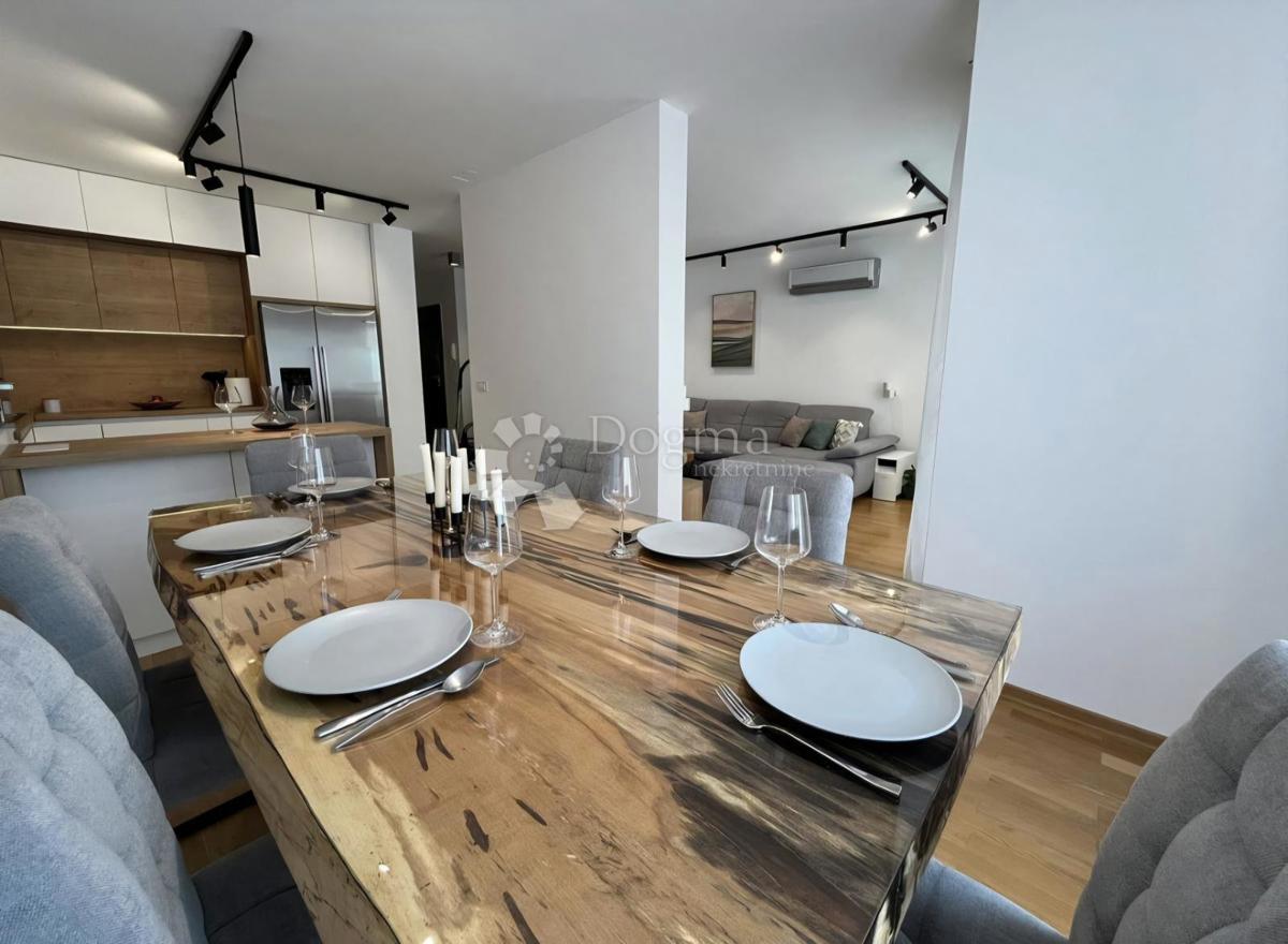 Stanovanje Makarska, 74,90m2