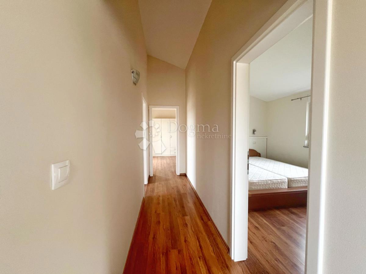 Hiša Kaštelir, Kaštelir-Labinci, 180m2