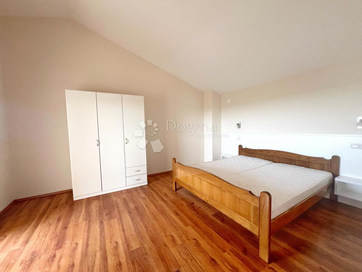 Hiša Kaštelir, Kaštelir-Labinci, 180m2