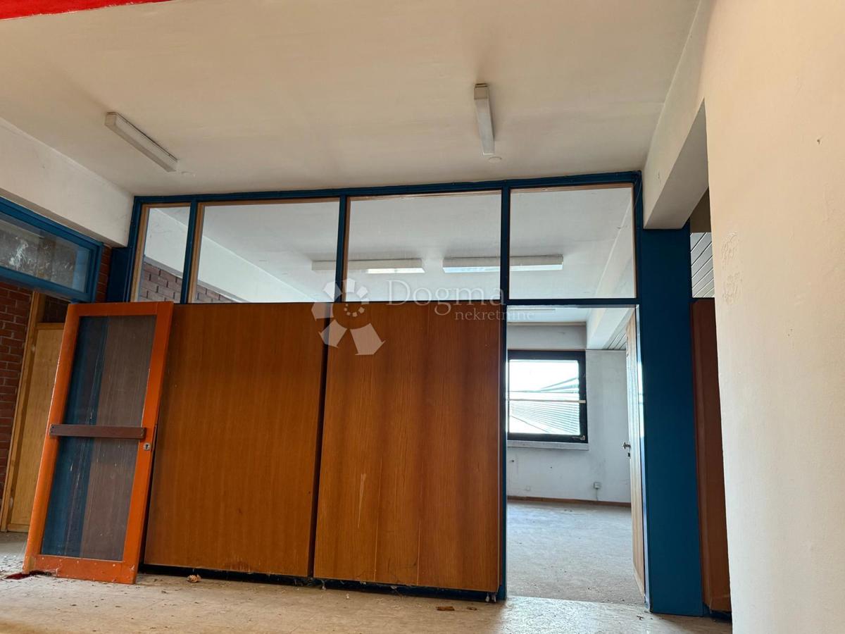 Poslovni prostor Jug, Čakovec, 1.484m2
