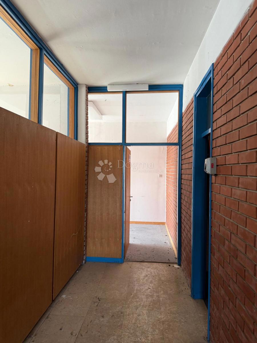 Poslovni prostor Jug, Čakovec, 1.484m2