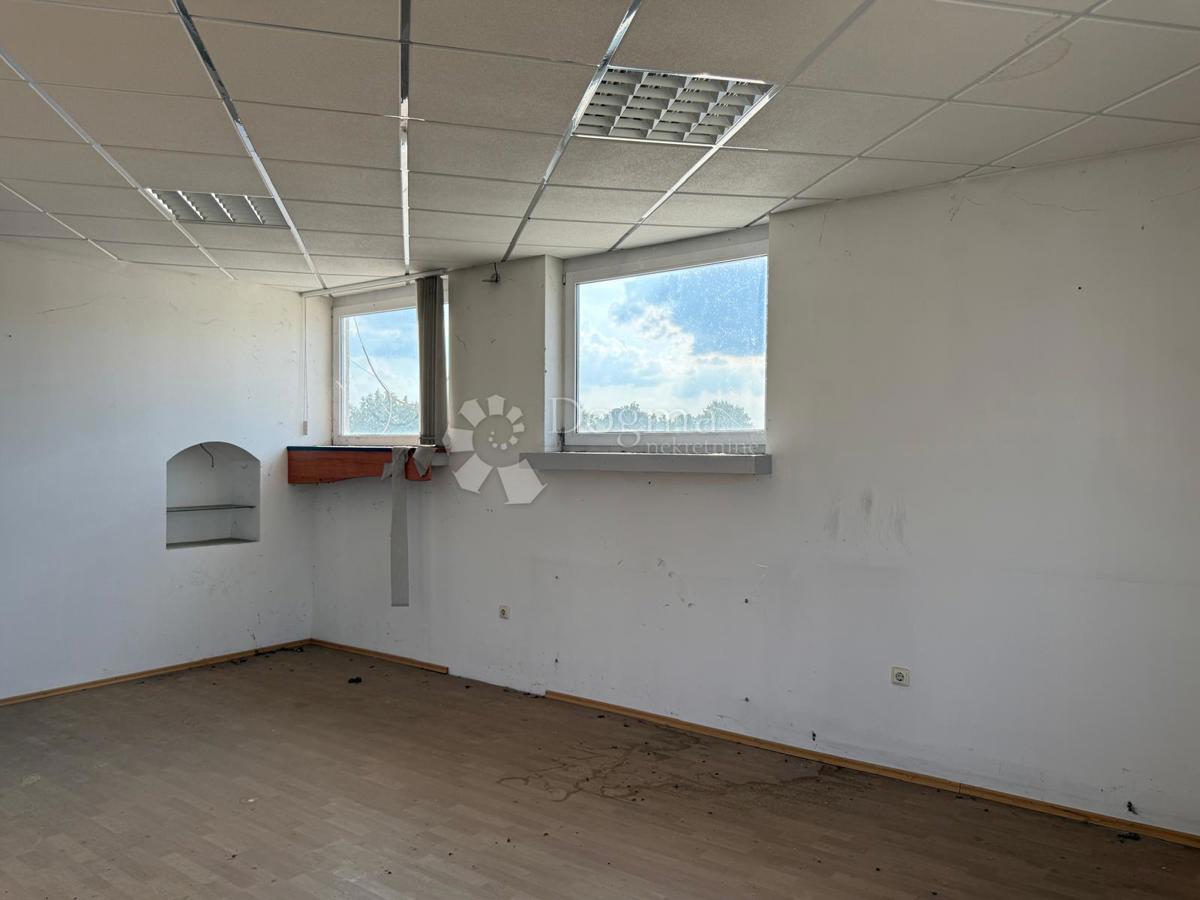 Poslovni prostor Jug, Čakovec, 1.484m2