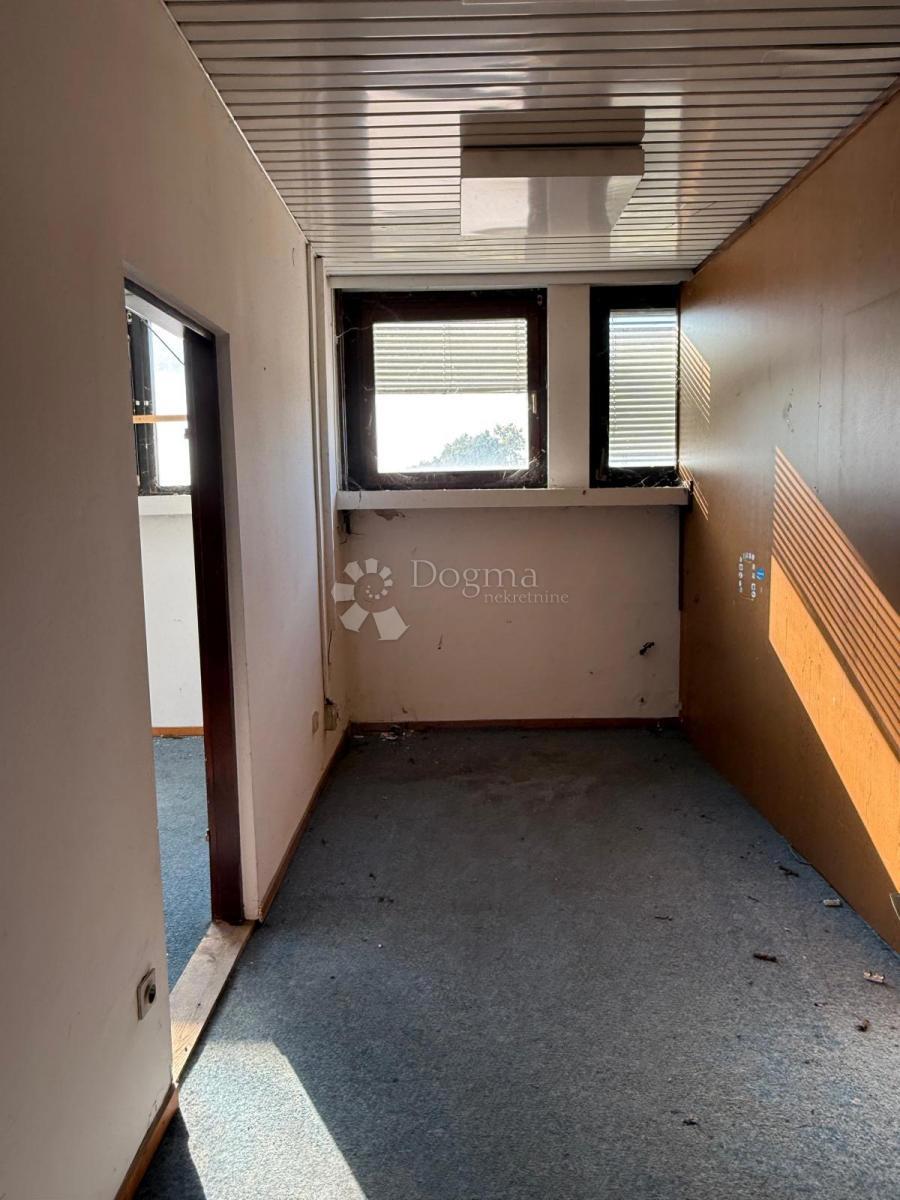 Poslovni prostor Jug, Čakovec, 1.484m2