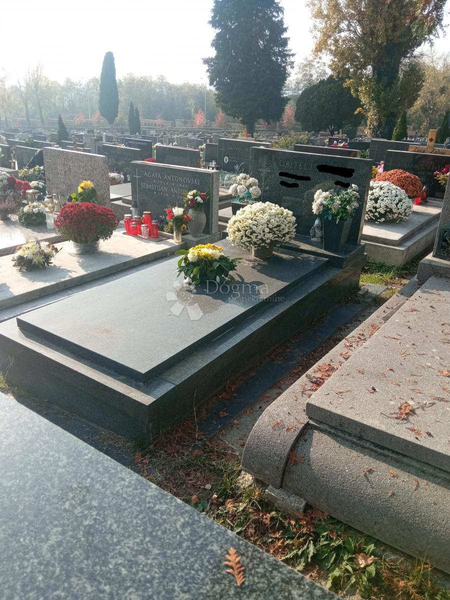 Grobnica Mirogoj, Gornji Grad - Medveščak, 3m2