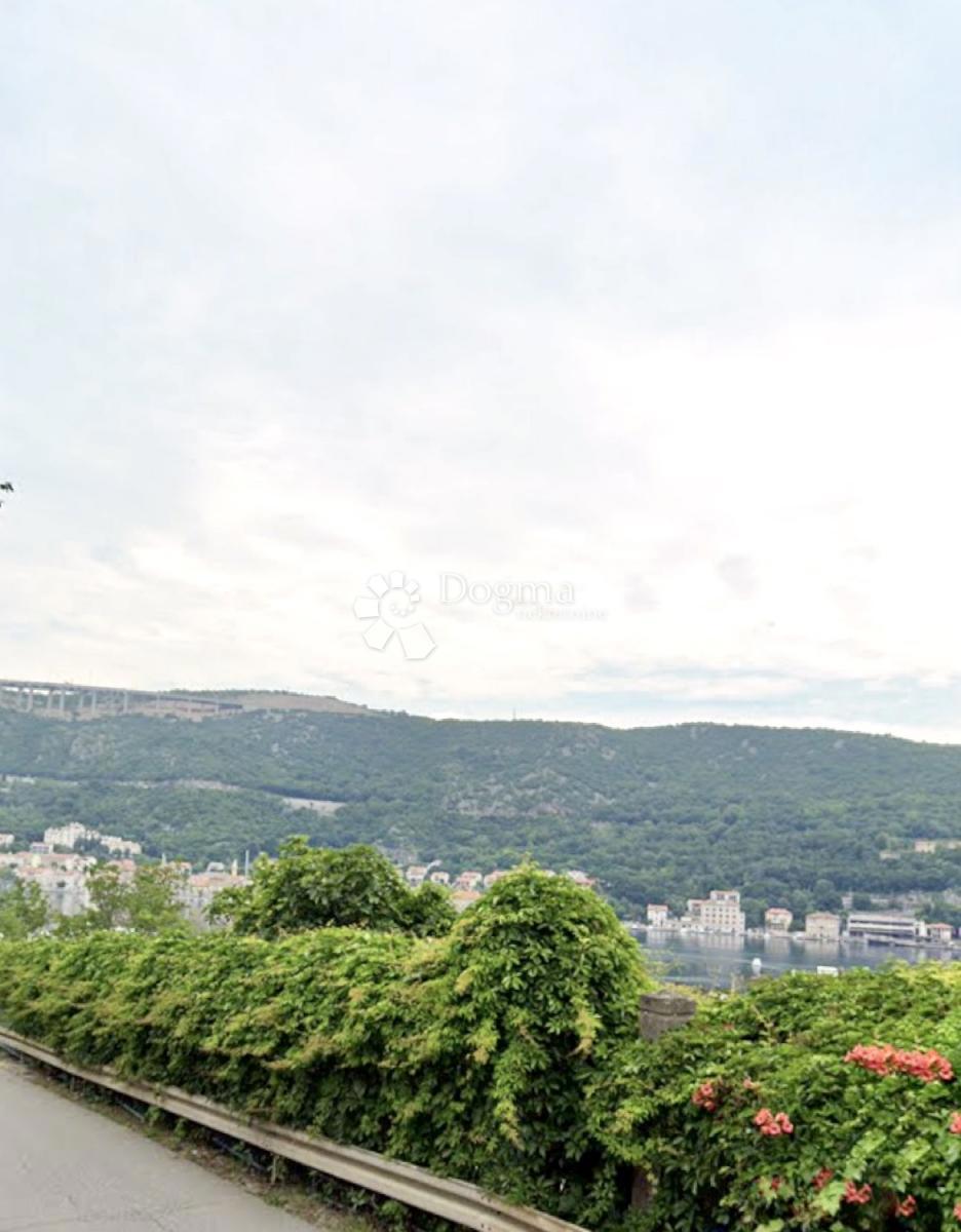 Zazidljivo zemljišče Bakar, 350m2