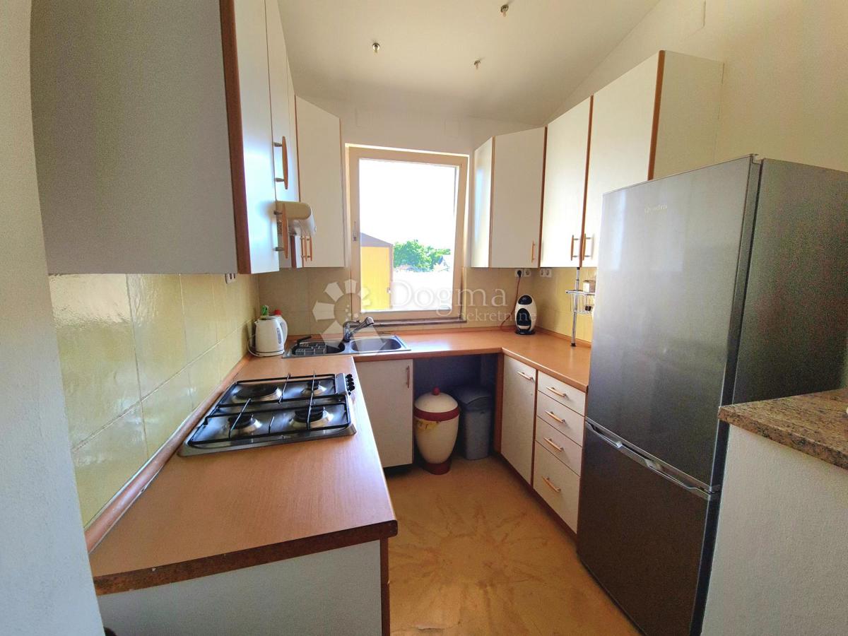 Hiša Kraljevečki Novaki, Sesvete, 373m2