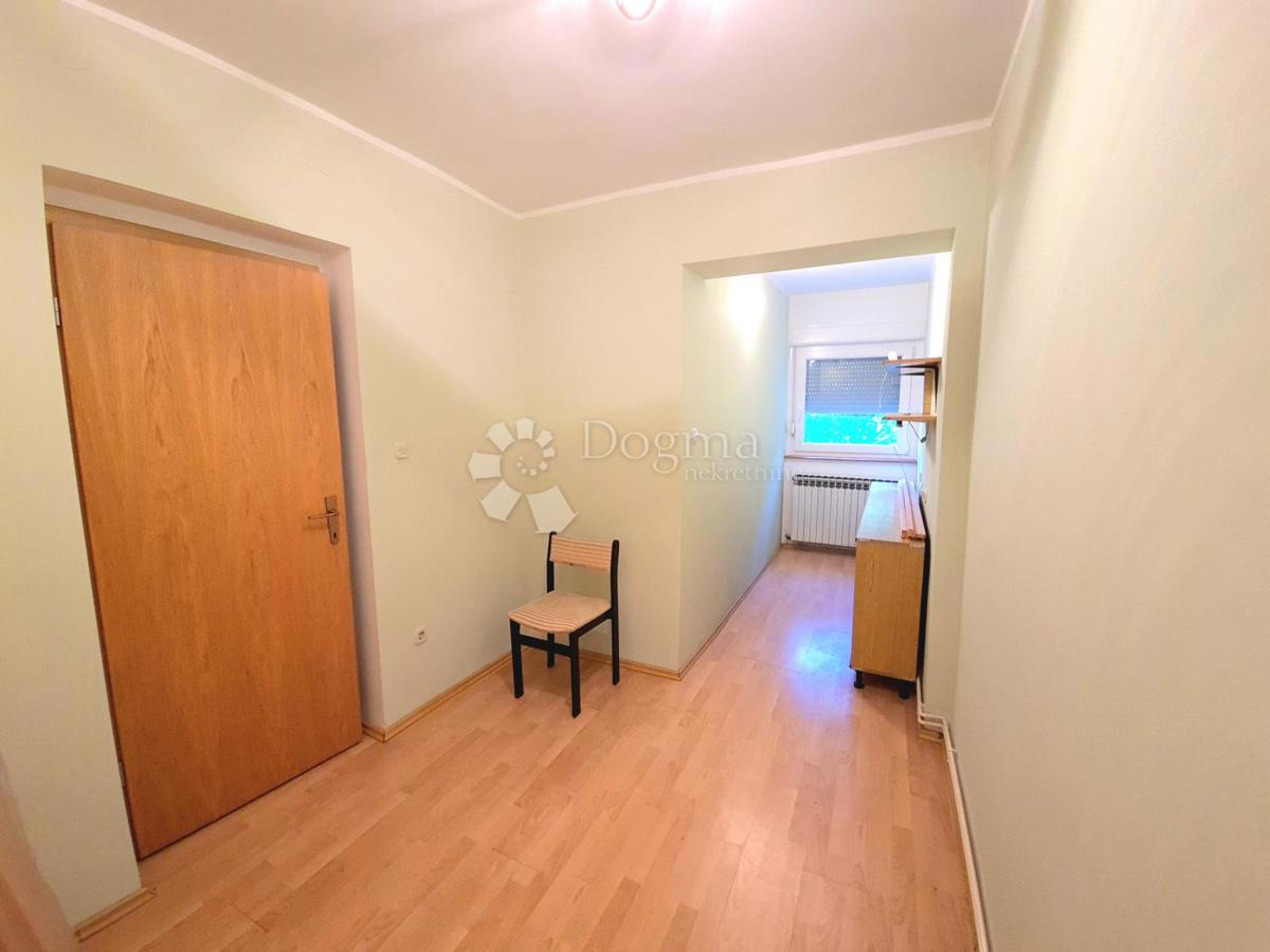 Hiša Kraljevečki Novaki, Sesvete, 373m2