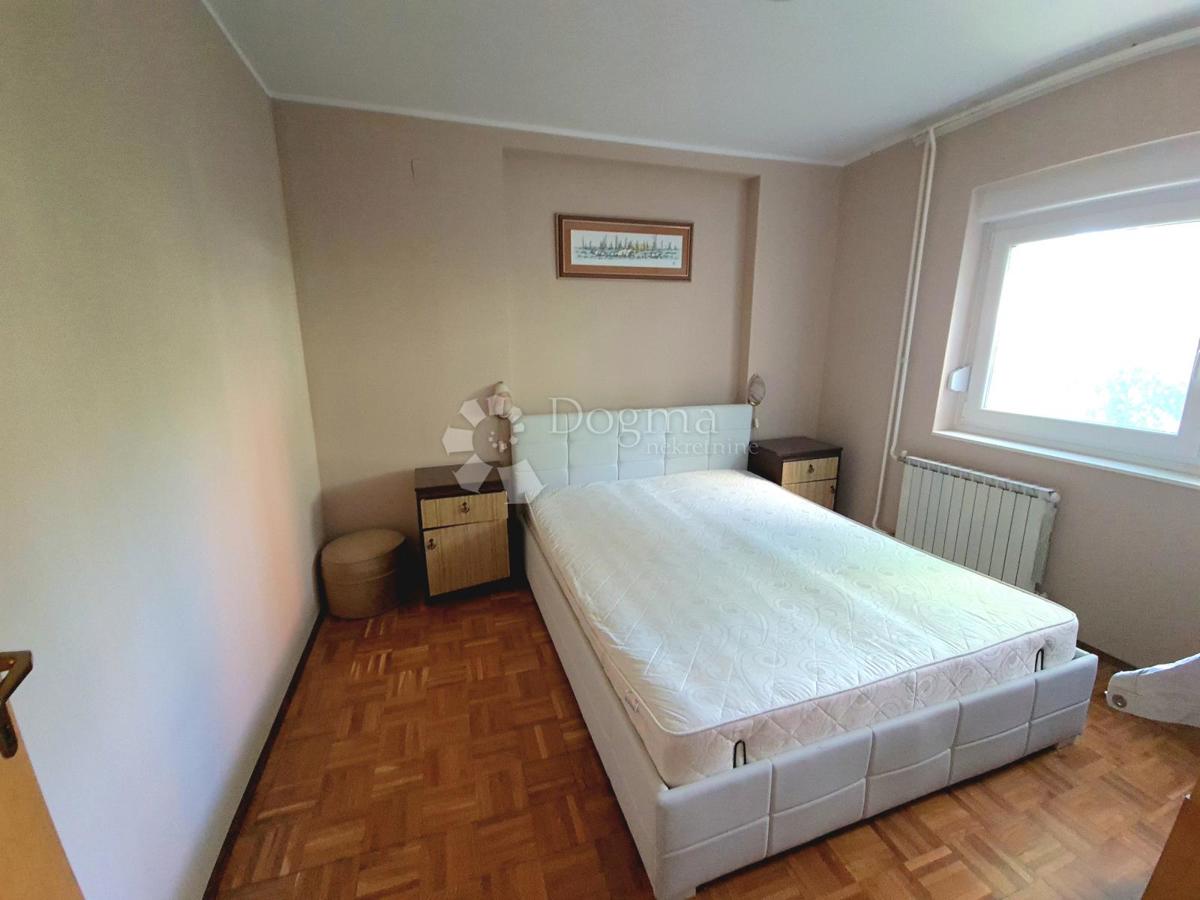 Hiša Kraljevečki Novaki, Sesvete, 373m2