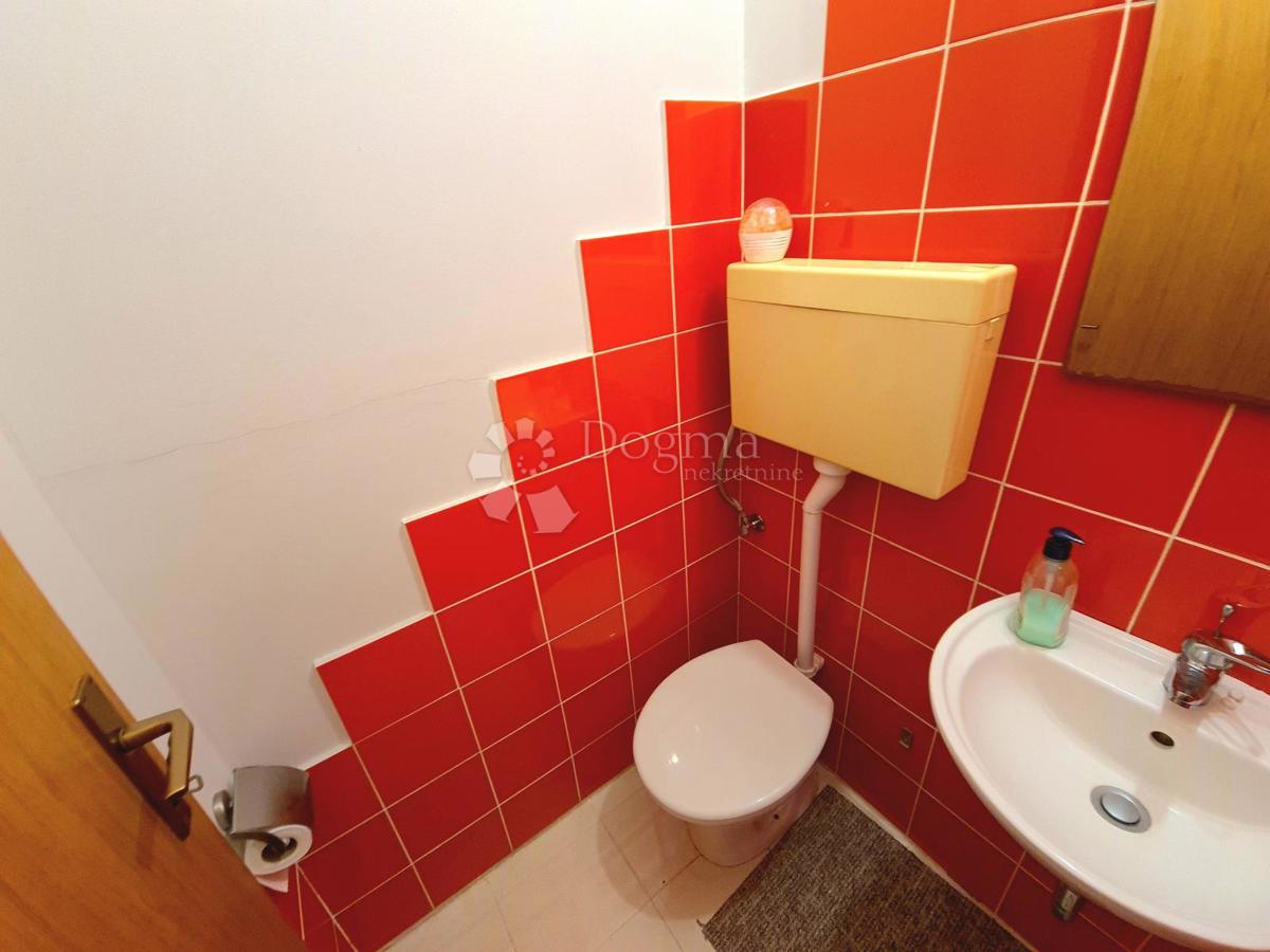 Hiša Kraljevečki Novaki, Sesvete, 373m2