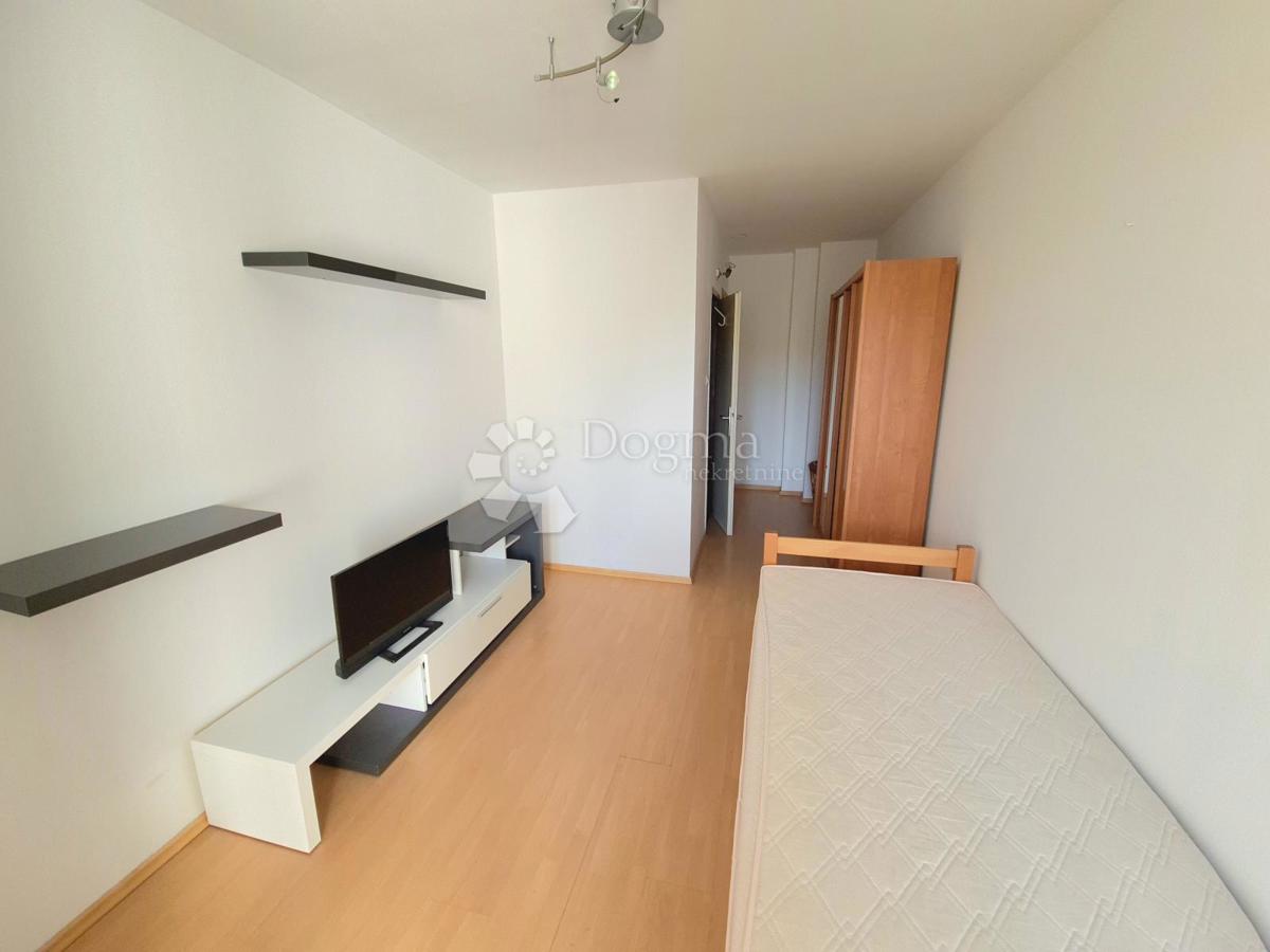 Hiša Kraljevečki Novaki, Sesvete, 373m2