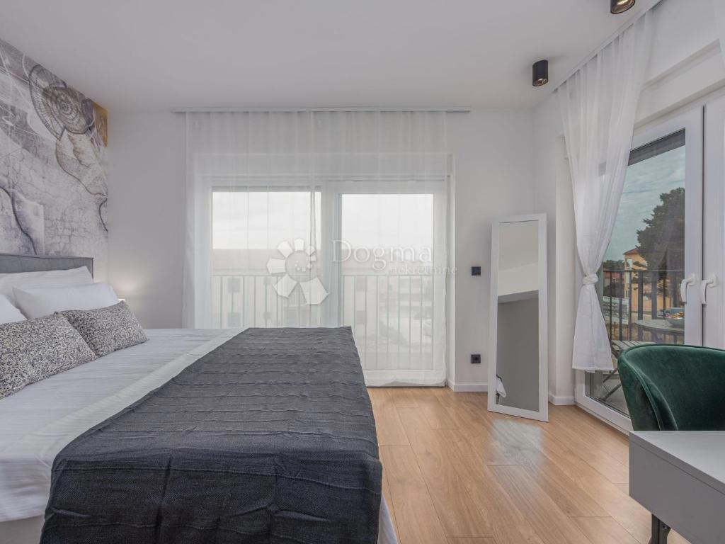 Ekskluzivna počitniška hiša, 100 m od morja