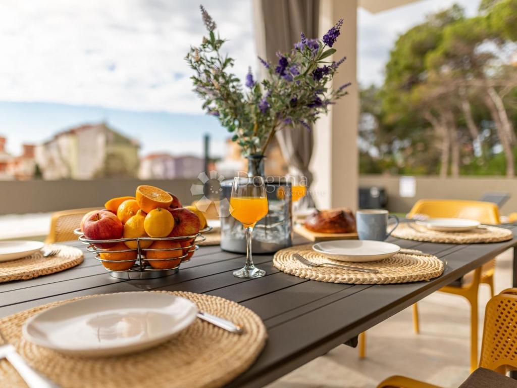 Ekskluzivna počitniška hiša, 100 m od morja