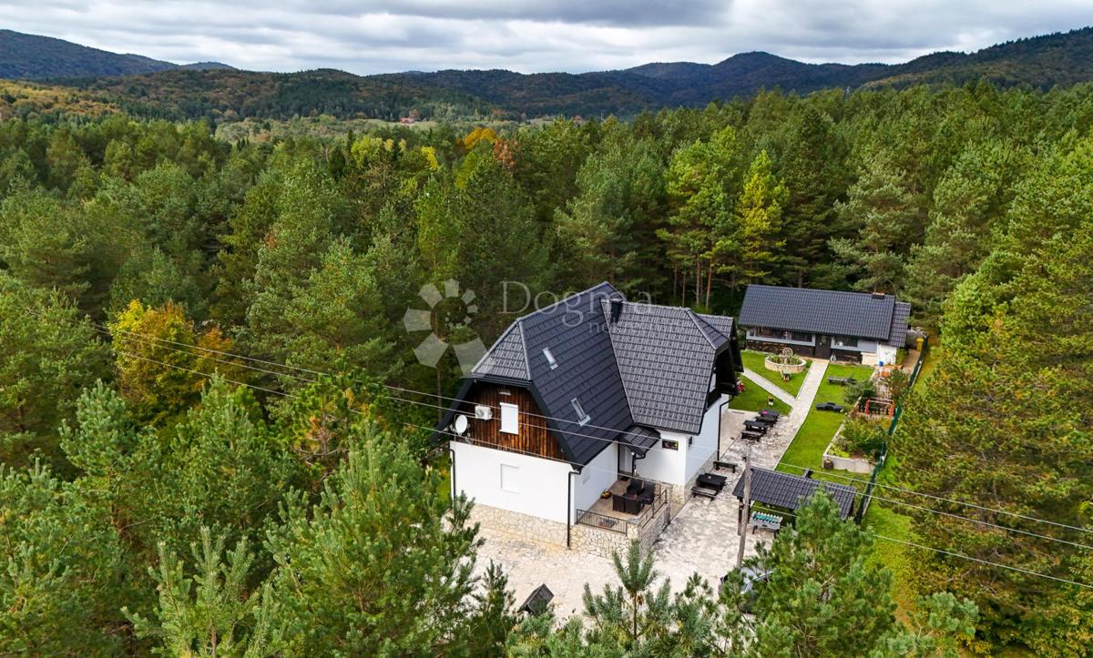 Hiša Rudanovac, Plitvička Jezera, 548m2