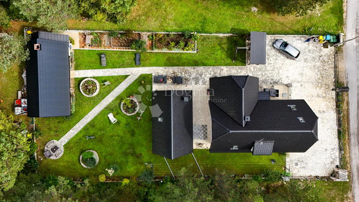 Hiša Rudanovac, Plitvička Jezera, 548m2