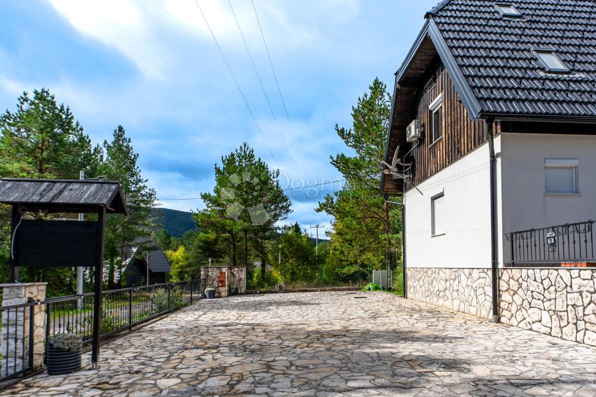 Hiša Rudanovac, Plitvička Jezera, 548m2