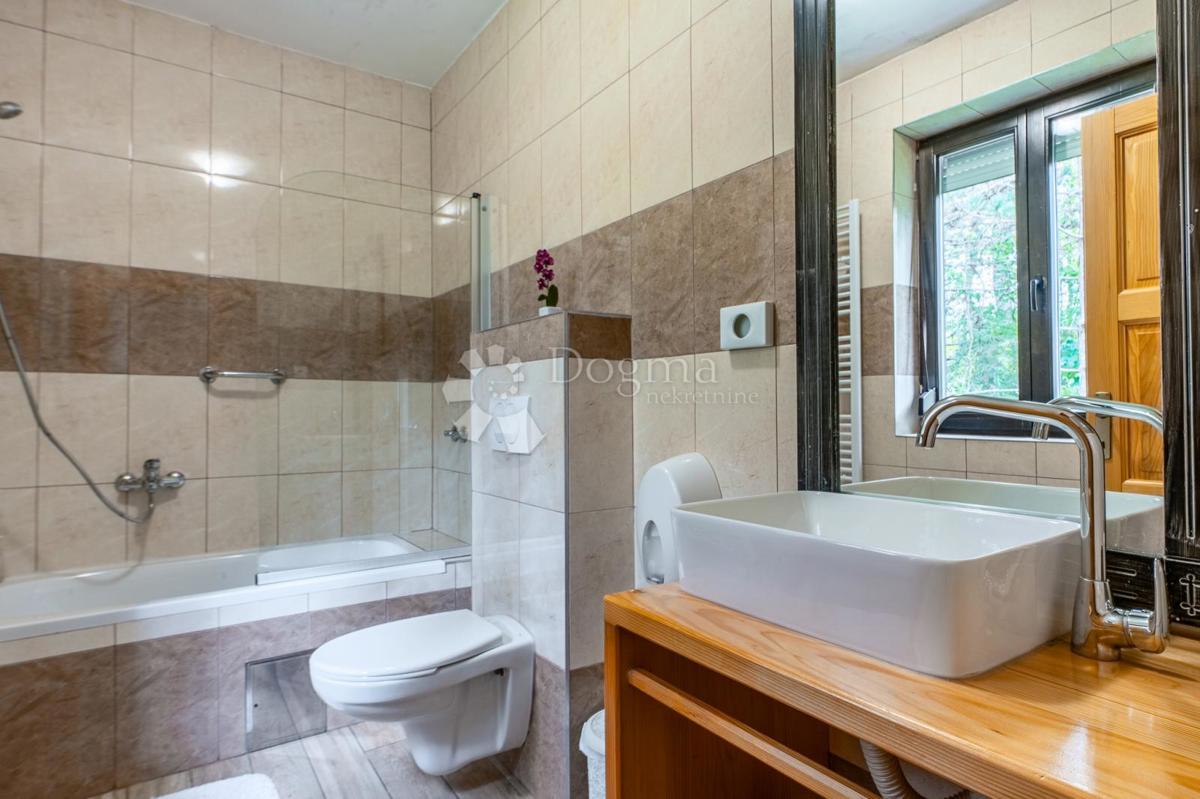 Hiša Rudanovac, Plitvička Jezera, 548m2