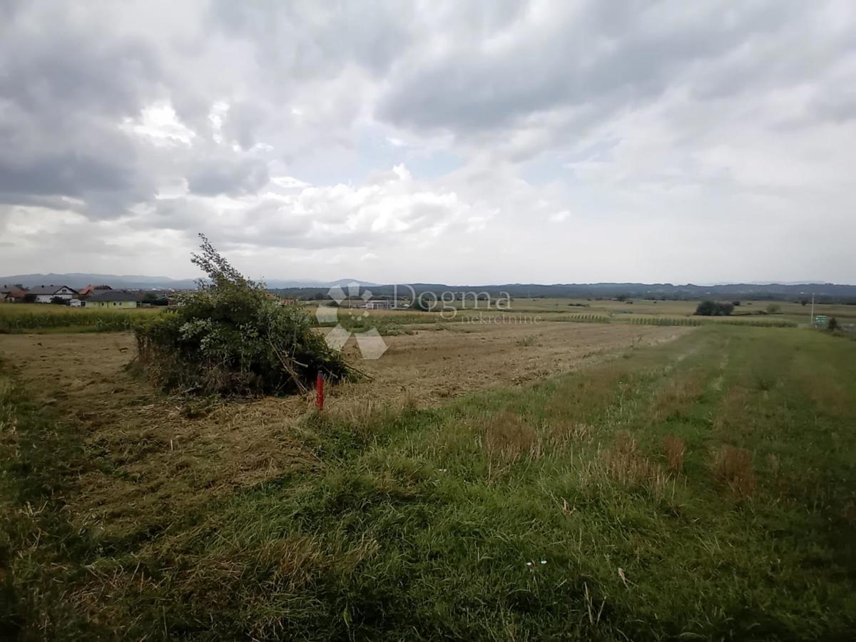 Zazidljivo zemljišče Jablanovec, Zaprešić - Okolica, 3.211m2