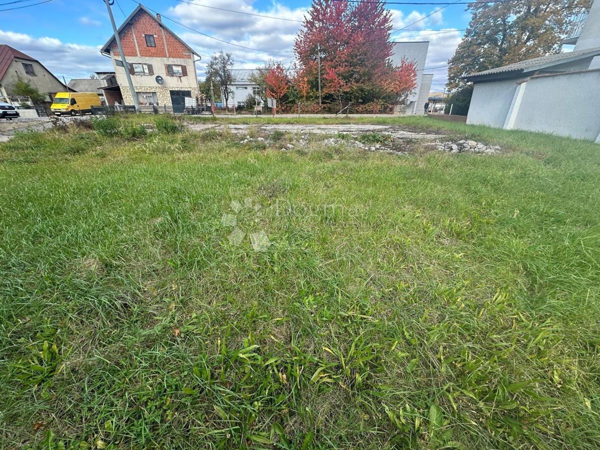 Zazidljivo zemljišče Centar, Gospić, 350m2