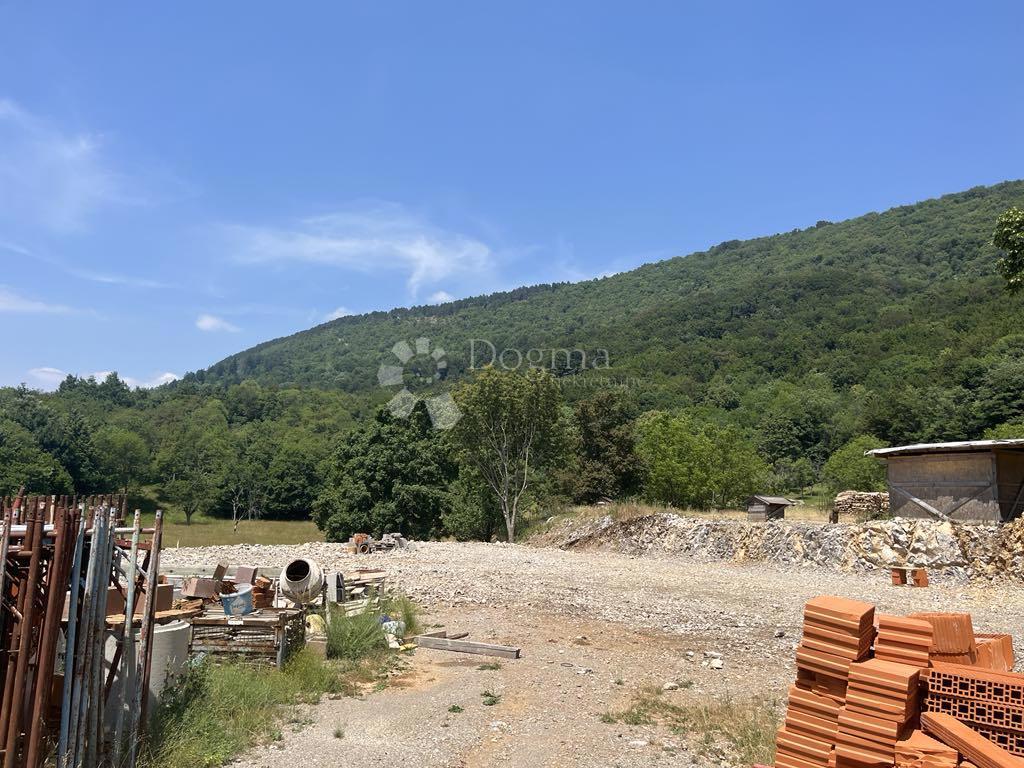 Zazidljivo zemljišče Klana, 1.156m2