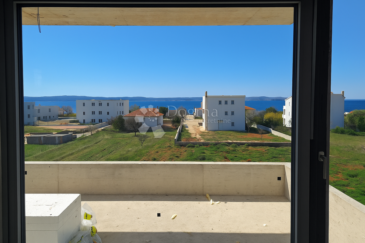 Sodoben apartma s pogledom na morje in zasebnim bazenom