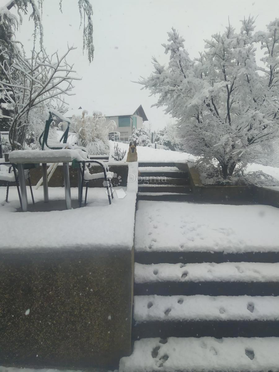 Hiša Vlaškovec, Jastrebarsko - Okolica, 97m2