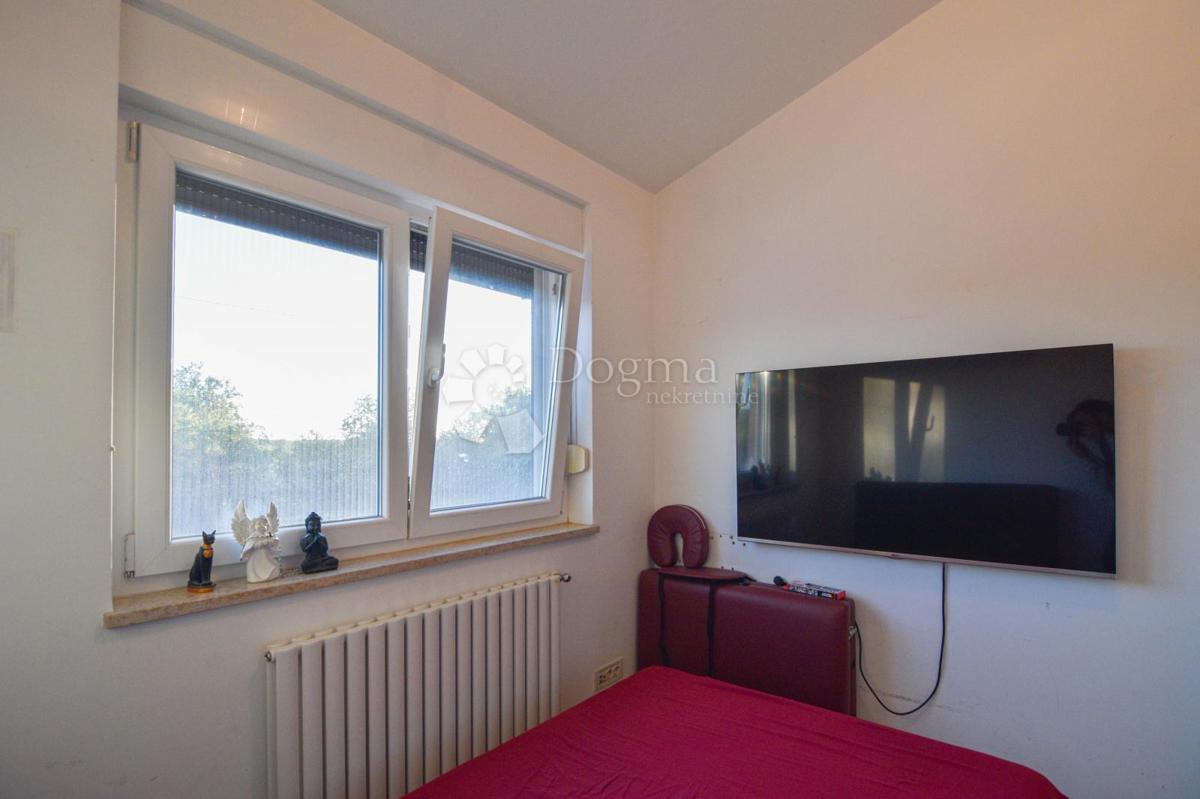 Hiša Kaštel, Buje, 120m2