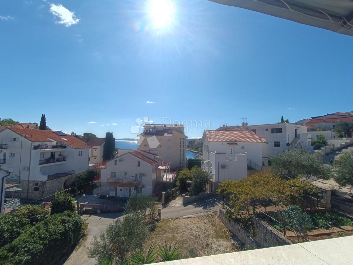 Hiša Okrug Gornji, Okrug, 366m2